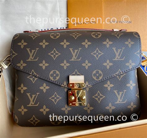pochette metis replica